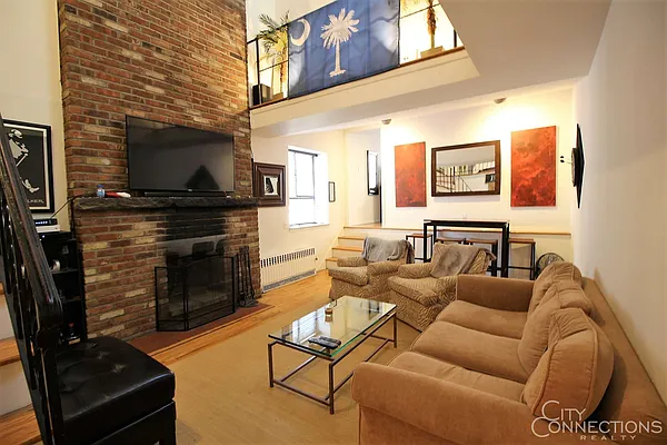 Rented by City Connections Realty | media 9