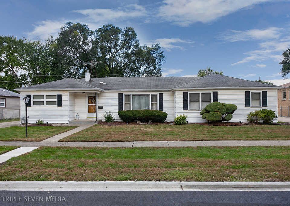 1st image of 10050 S Kolin Ave