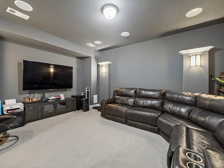 4131 Dewberry Ln — Photo 12