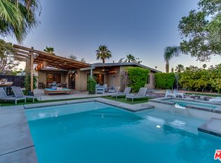 1055 E San Jacinto Way, Palm Springs, CA 92262