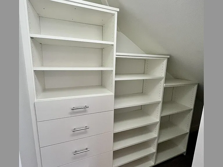 Primary bedroom additional closet