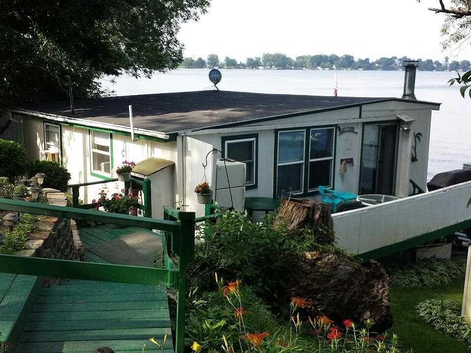 1st image of 230 Clydette Dr