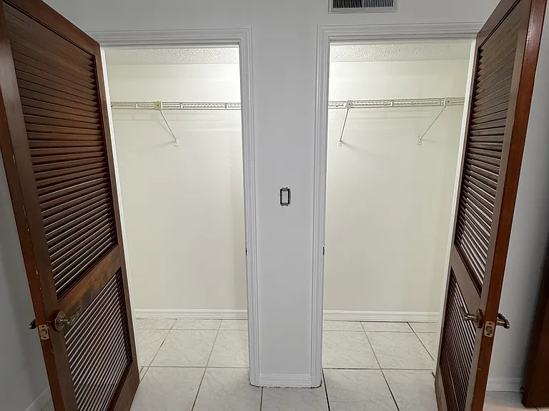 810 Oakgrove Dr #281 — Photo 10