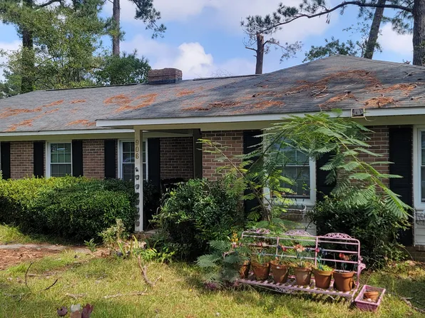906 Bashlot Pl, Fayetteville, NC 28303