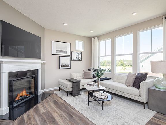 Cozy Gathering Room