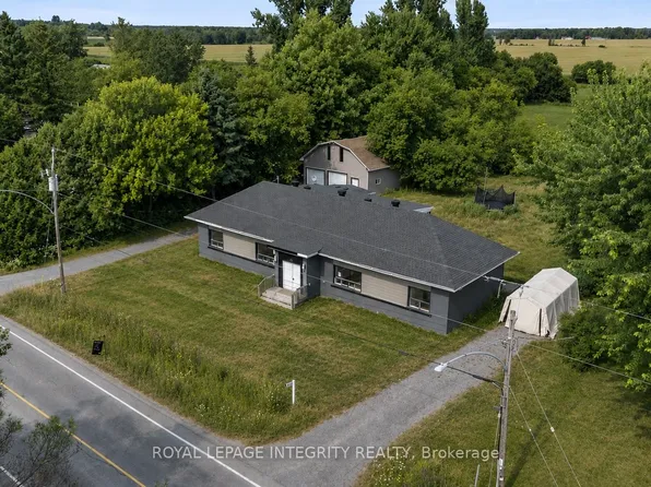 3823 Drouin Rd, Clarence Rockland, ON K0A 2A0