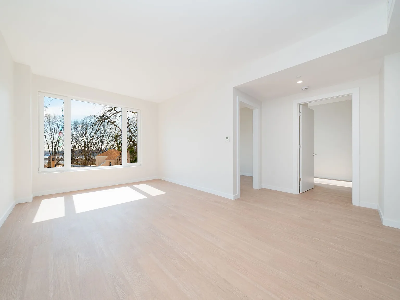 3870 Sedgwick Avenue — Photo 4