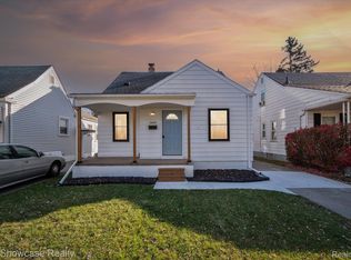 15884 N Centralia St, Redford, MI 48239