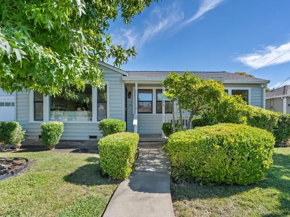 27 Rio Vista Way, Petaluma, CA 94952
