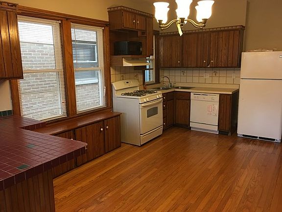 2nd image of 5406 W 30th Pl