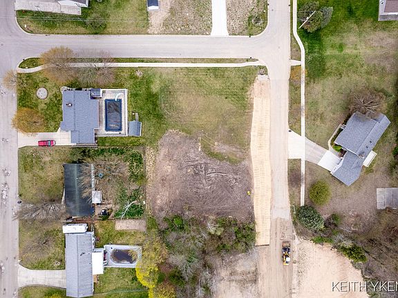 4th image of 60 Ann St NE Lot 37