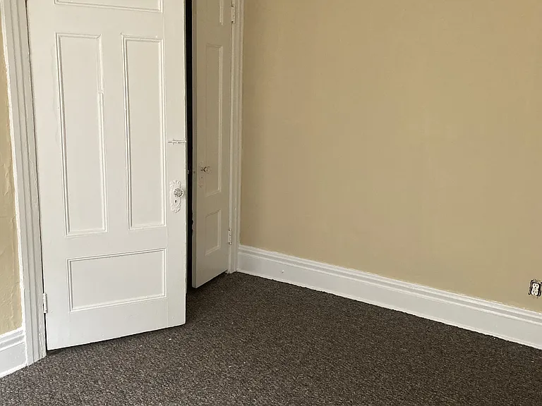 62 Clay Ave — Photo 7