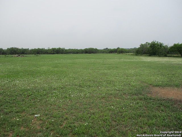 2nd image of 384 Oriente Dr