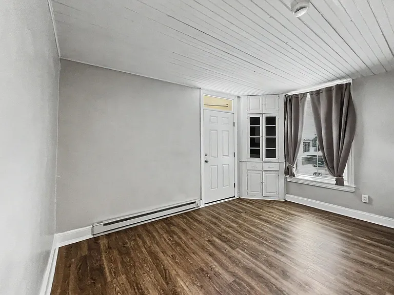 116 N Union St — Photo 6