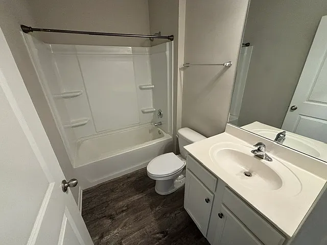 3 bed, 1672 sqft, $2,000 — Photo 3