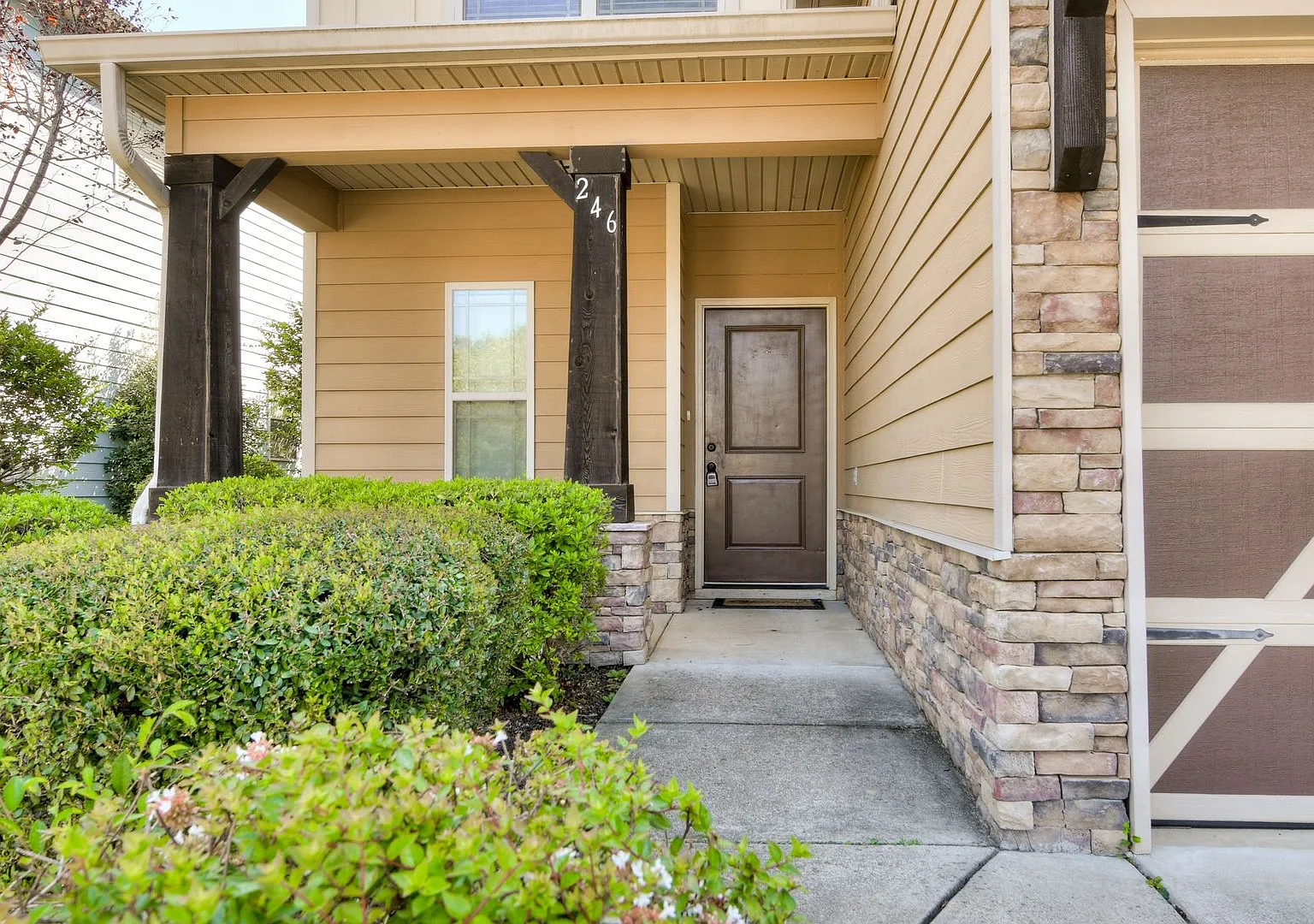 Great Crawford Creek Home — Photo 4