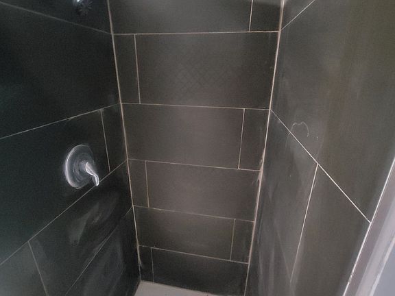 5th image of 517 Chestnut St #S1