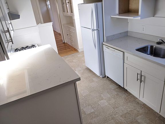 3rd image of 3745 24th St APT 3