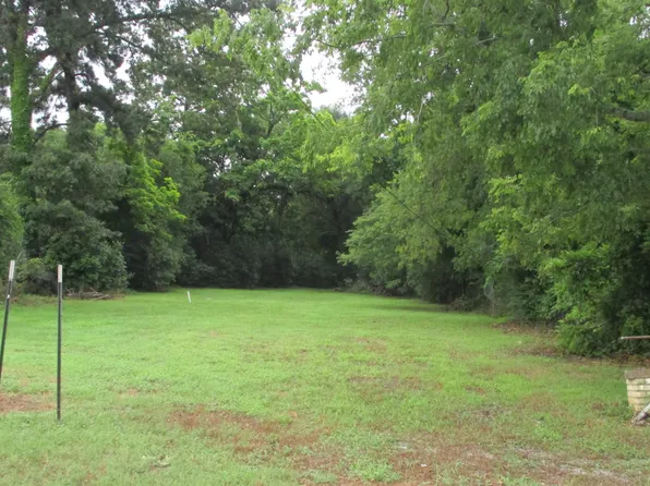 358 Baughman Rd, Kilgore, TX 75662