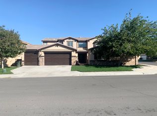 505 Sparrow Ln, San Jacinto, CA 92582