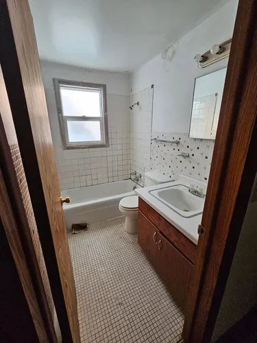 334 33rd Ave N #1 Photo 1
