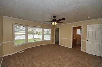 3rd image of 1488 Surrey Meadow Dr