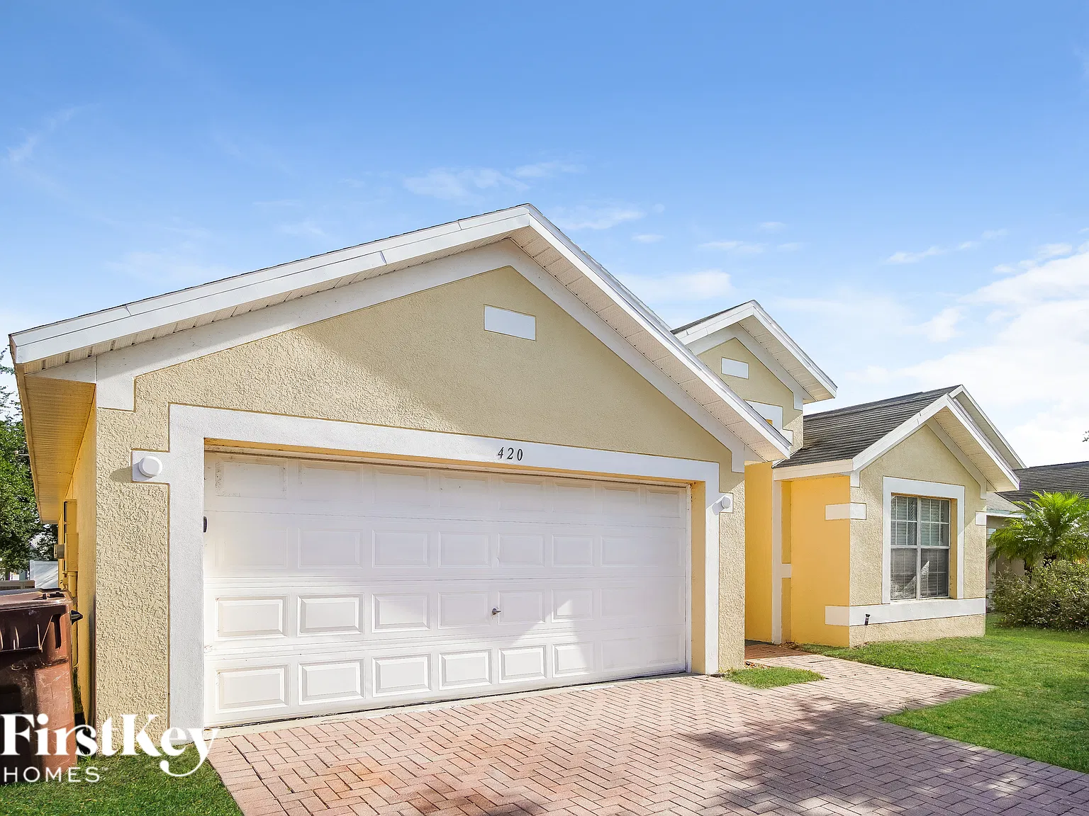4 bed, 2.0 bath, 1804 sqft, $2,270 — Photo 2