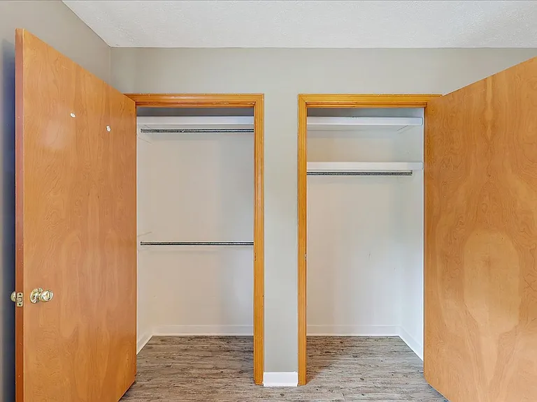 221 Brendalwood Blvd — Photo 25