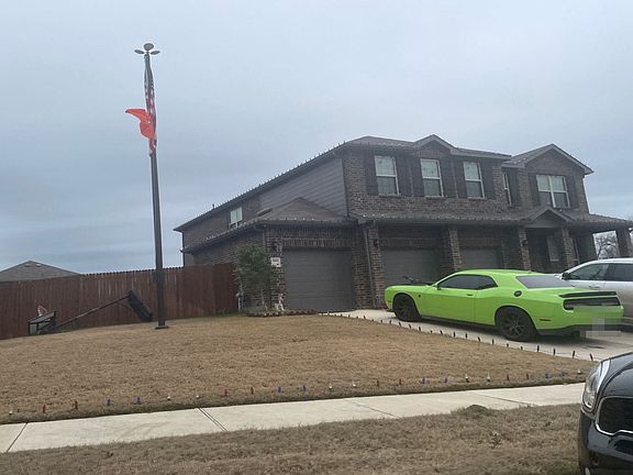 3rd image of 3804 Elkhorn Ln