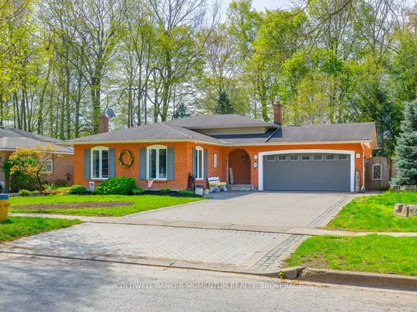 26 Spruceside Cres, Pelham, ON L0S 1E1