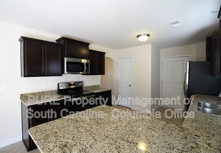 410 Finch Ln — Photo 12