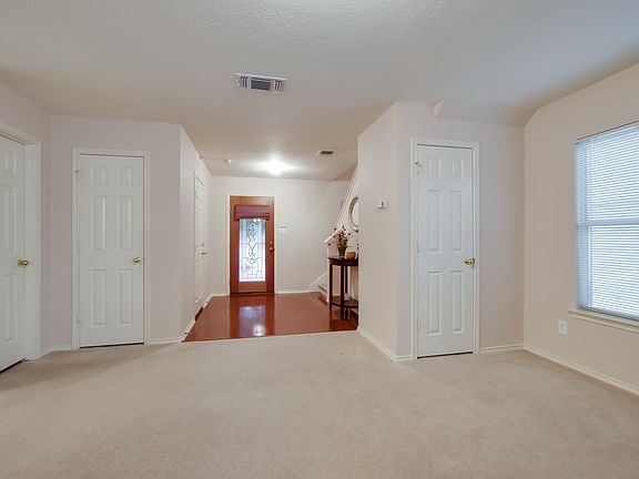4th image of 750 Pinafore St