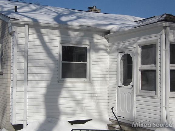 4th image of 138 Midland Blvd
