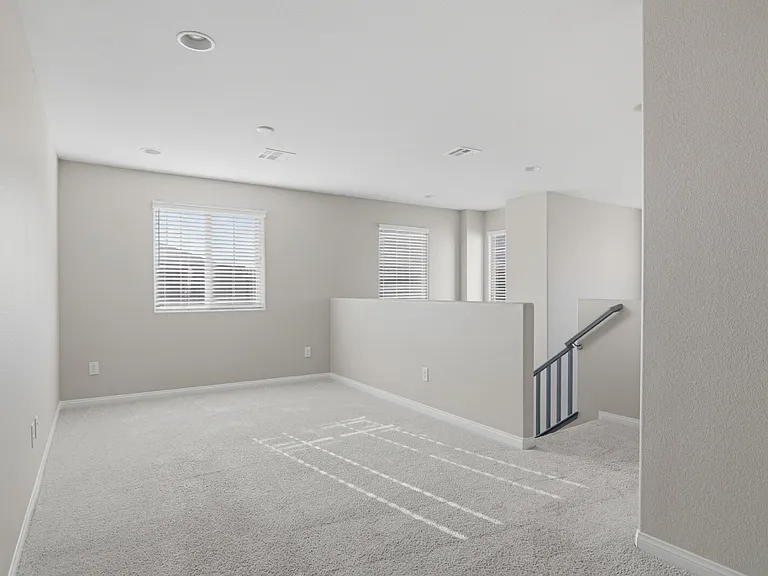 3158 Molinos Dr — Photo 29