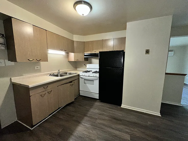 12906 Page Ct #1 — Photo 10
