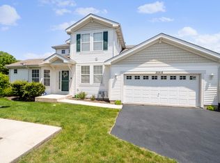 20512 McGilvray Dr, Crest Hill, IL 60403