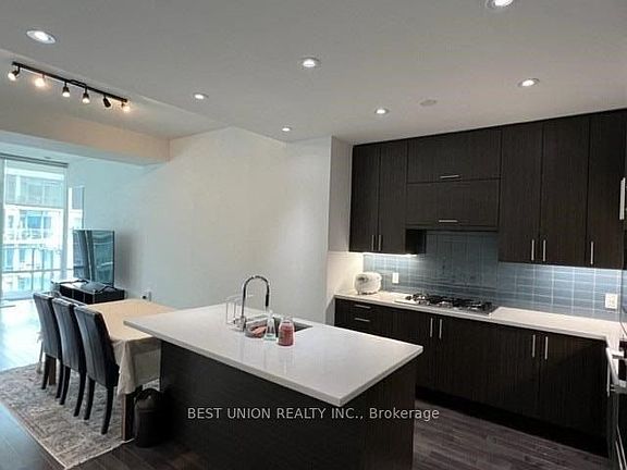 4th image of 29 Queens Quay E #908