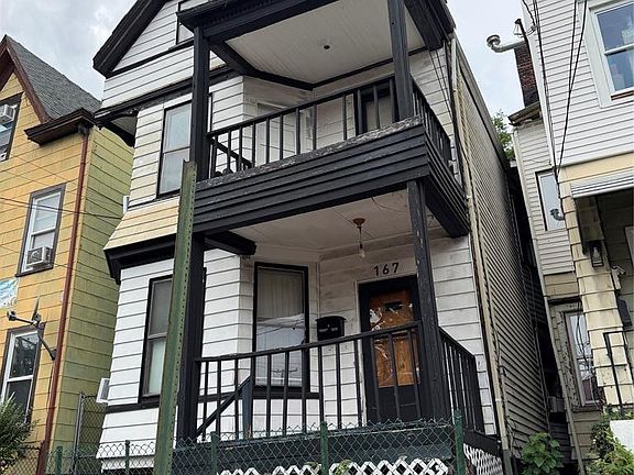 2nd image of 167 Pearl St