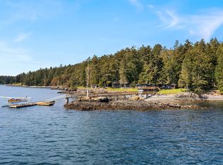 84 Parks Bay Dr, Shaw Island, WA 98286