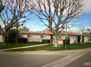 2600 Mandeline Ave, Bakersfield, CA 93304