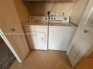 3001 NE 185th St #616 — Photo 36