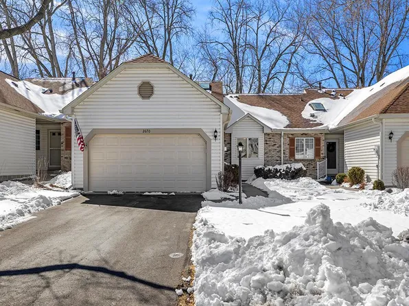 2670 Lake Court Dr #57, Mounds View, MN 55112