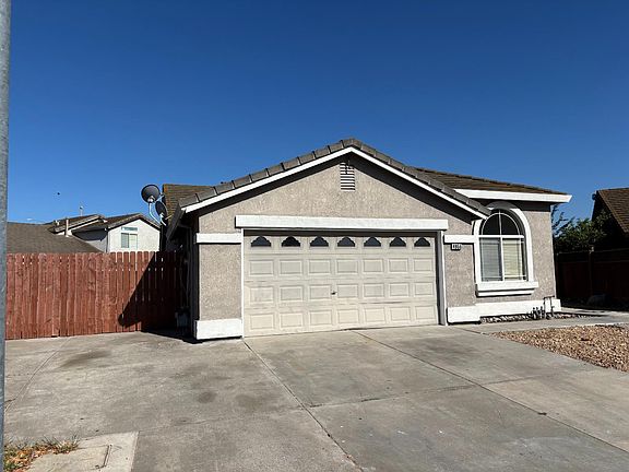 3rd image of 4956 Miramare Ln