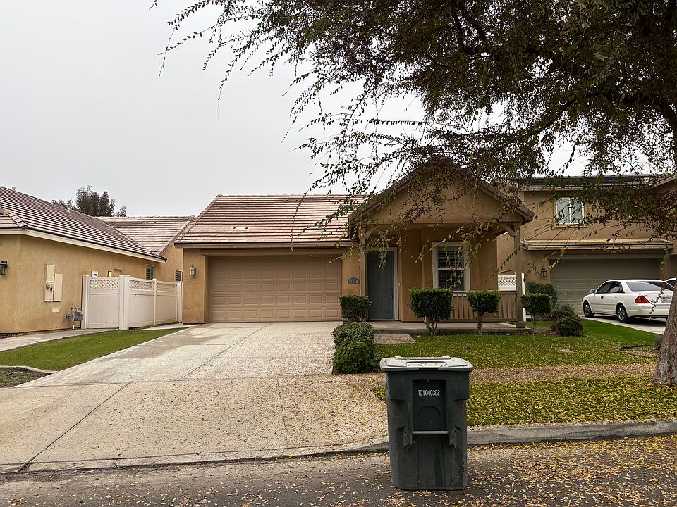 1st image of 14514 Huckleberry Dr