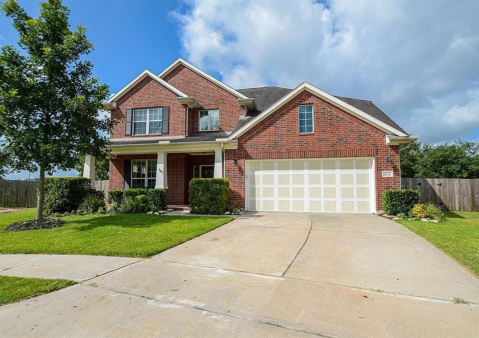 1st image of 26011 Pagemill Ln