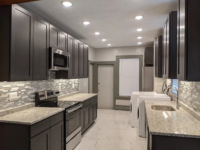28 Connecticut Blvd #1 — Photo 3