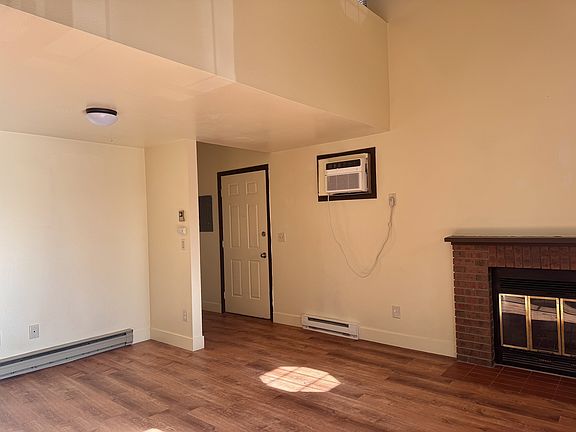 5th image of 4501 Boardwalk Dr Building M-m-130