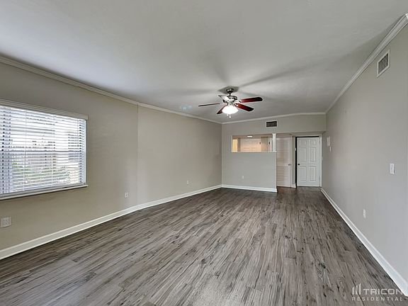 3rd image of 3332 Ontario Ave