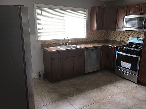 new renovated kitchen 