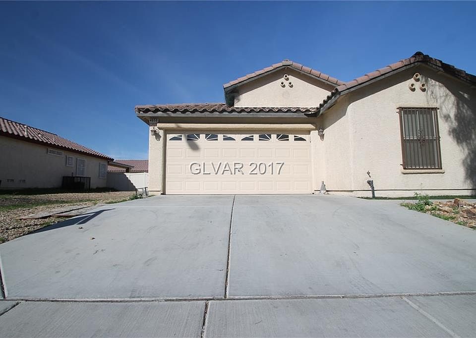 1st image of 4650 Woodland Ave